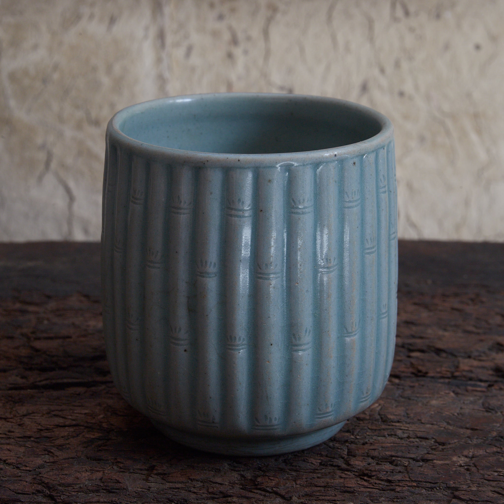 CYLINDRICAL CUP, Celadon with relief-carved bamboo-joint pattern, With wooden box, Goryeo Dynasty (918–1392 CE) | Detail image 6