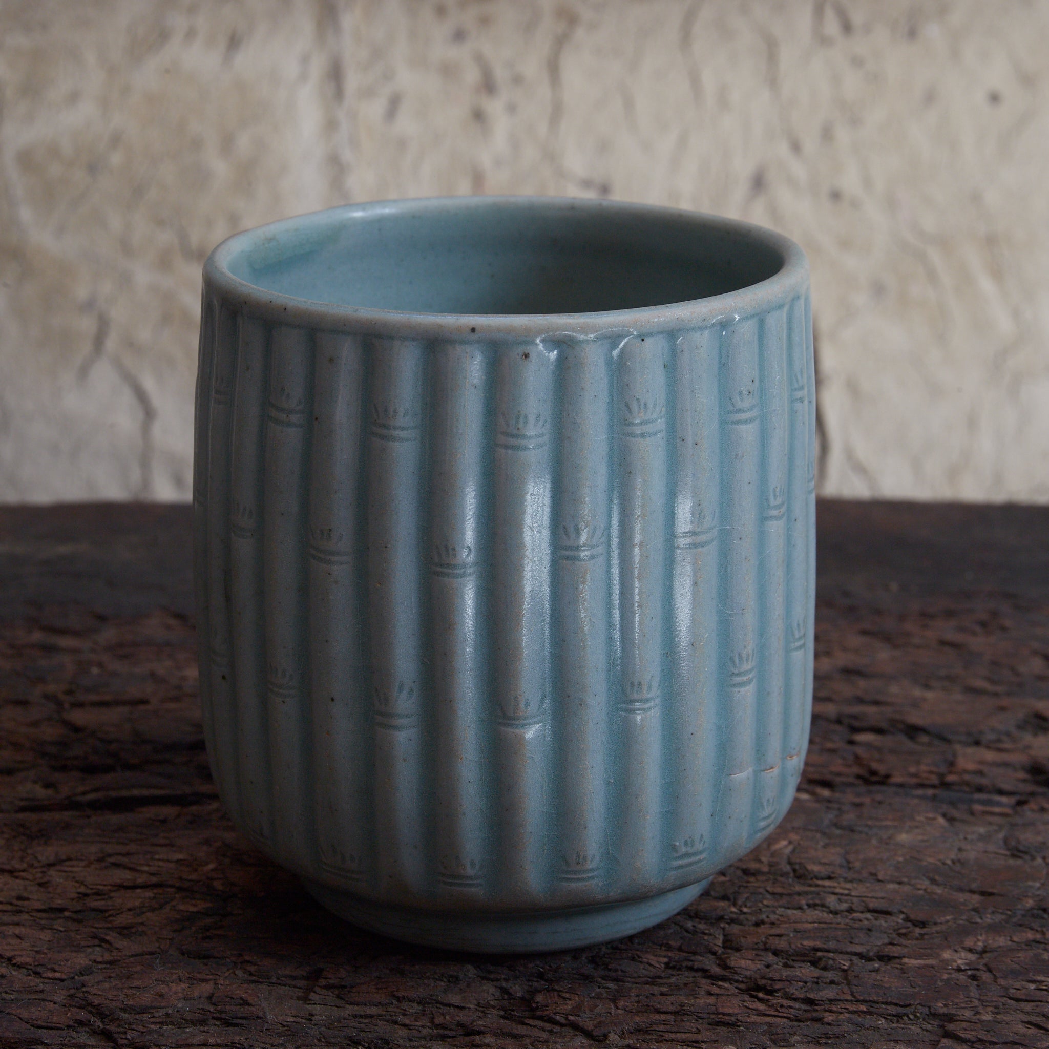 CYLINDRICAL CUP, Celadon with relief-carved bamboo-joint pattern, With wooden box, Goryeo Dynasty (918–1392 CE) | Detail image 7