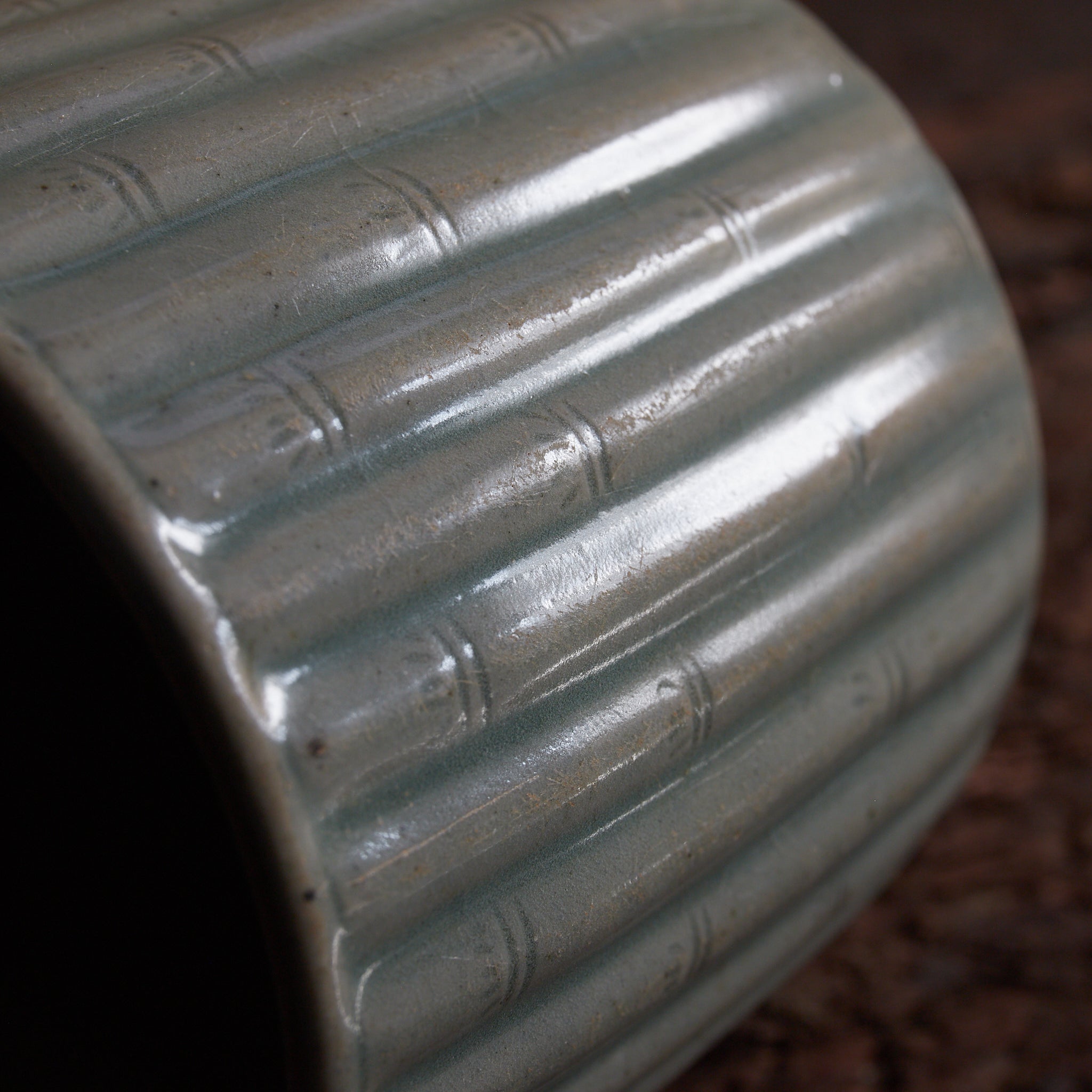 CYLINDRICAL CUP, Celadon with relief-carved bamboo-joint pattern, With wooden box, Goryeo Dynasty (918–1392 CE) | Detail image 22