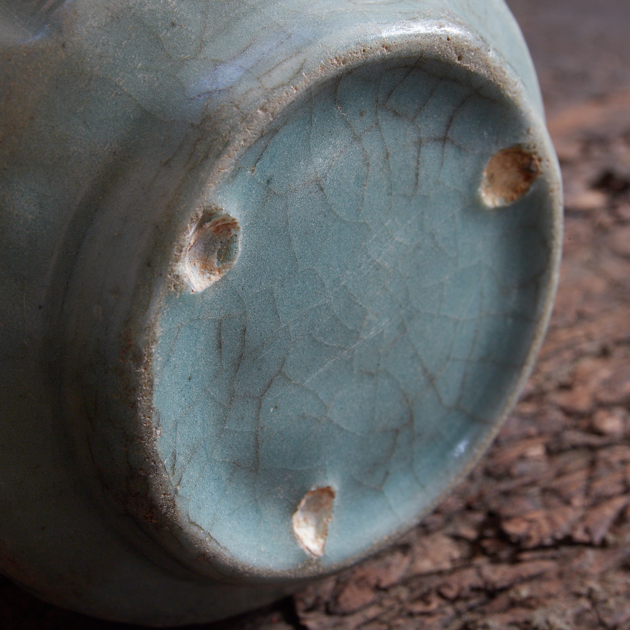CYLINDRICAL CUP, Celadon with relief-carved bamboo-joint pattern, With wooden box, Goryeo Dynasty (918–1392 CE) | Detail image 25