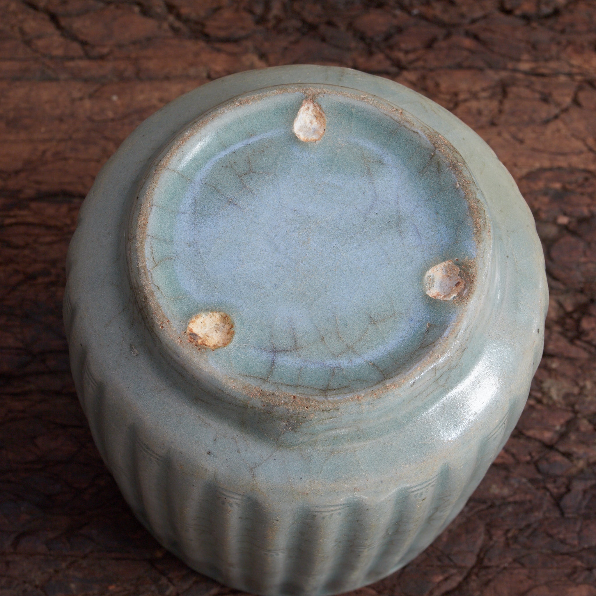 CYLINDRICAL CUP, Celadon with relief-carved bamboo-joint pattern, With wooden box, Goryeo Dynasty (918–1392 CE) | Detail image 32