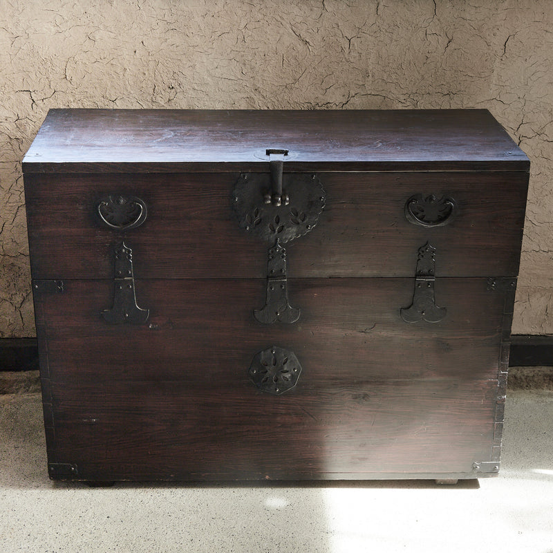 BANDAJI CHEST, Joseon Dynasty (1392–1897 CE)