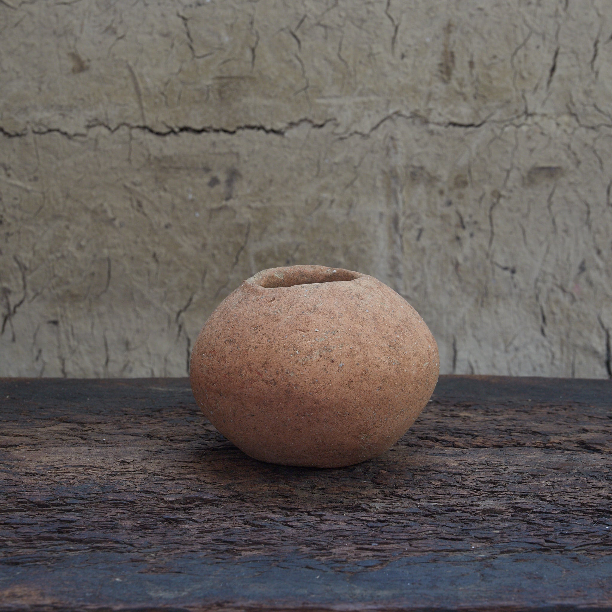 弥生時代 壺型土器（300BCE–250CE） – 花入