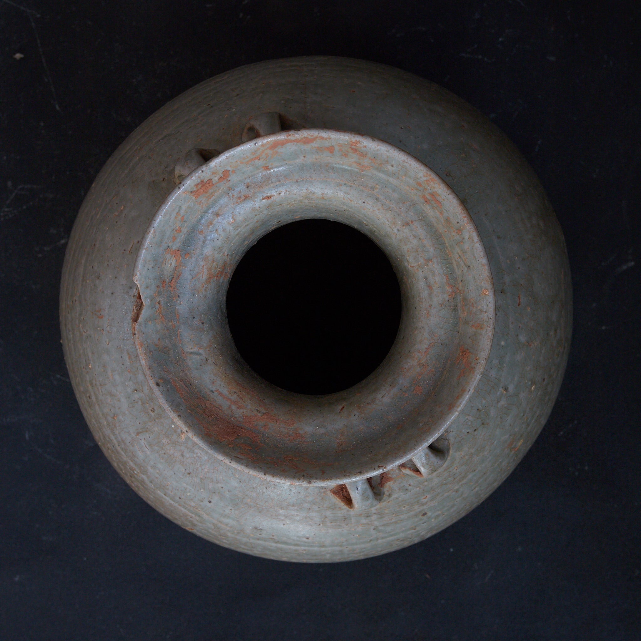 唐代 越州窯 青磁双耳盤口大瓶（618–907CE）｜詳細画像10