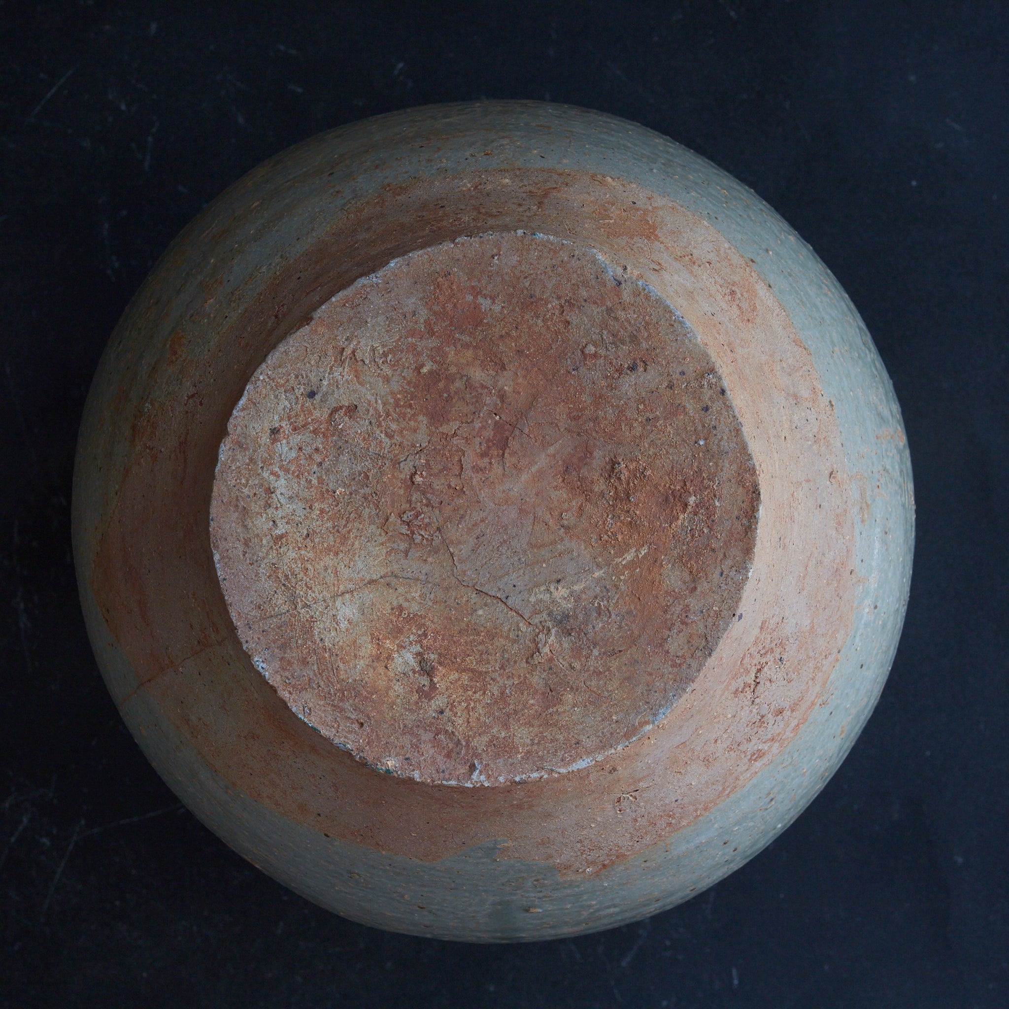 唐代 越州窯 青磁双耳盤口大瓶（618–907CE）｜詳細画像11