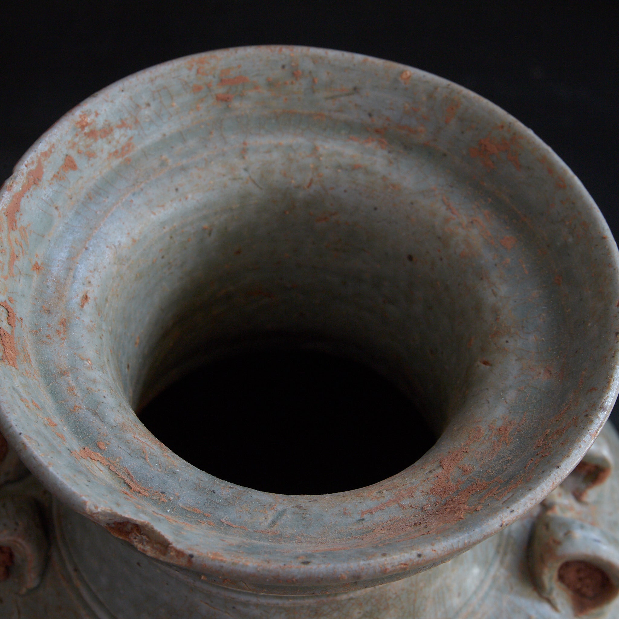 唐代 越州窯 青磁双耳盤口大瓶（618–907CE）｜詳細画像25