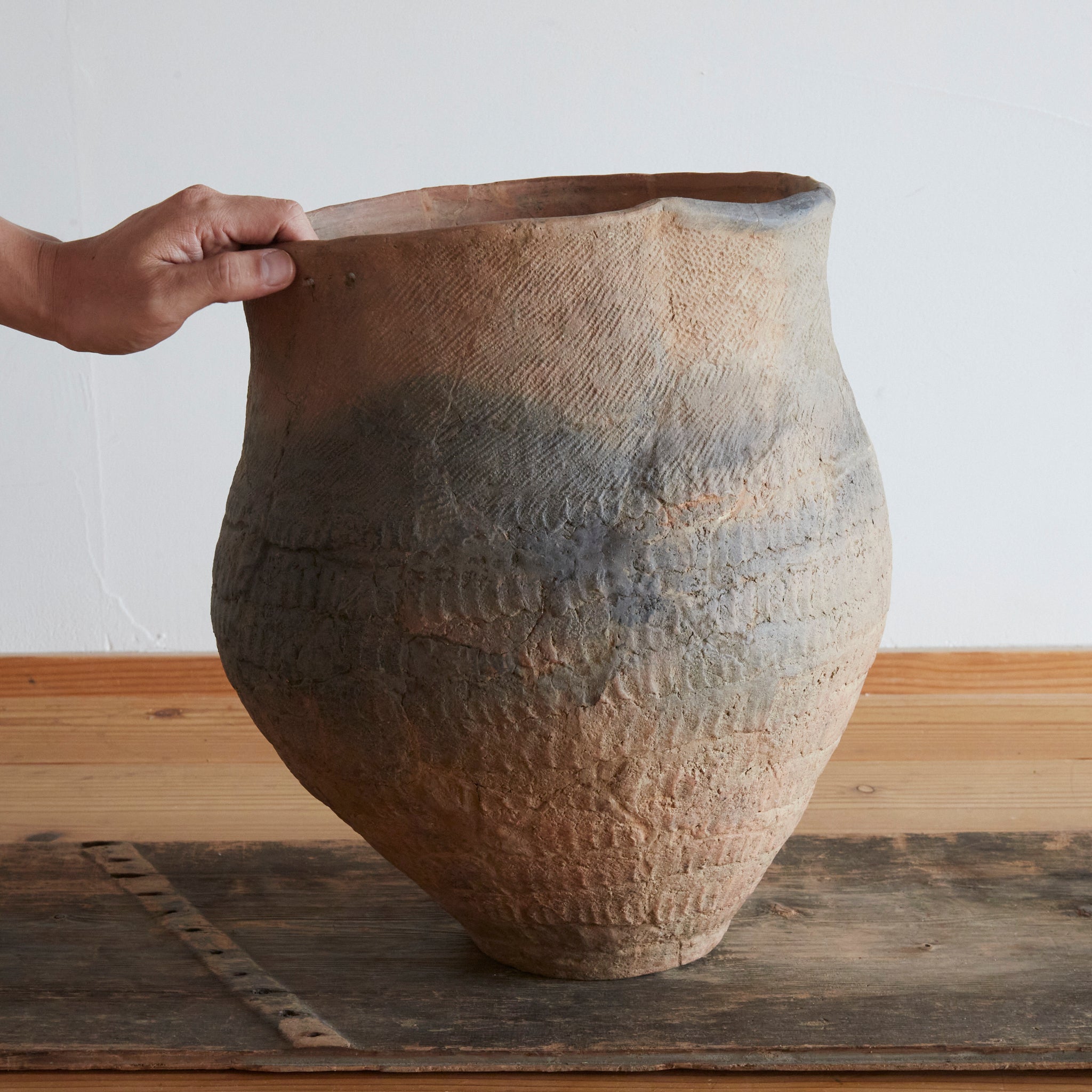 DEEP BOWL, Earthenware, Jomon Period（10000–300BCE）