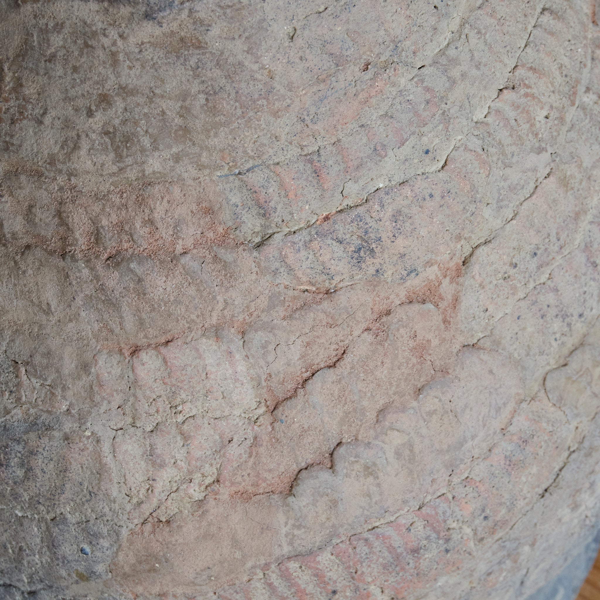 Jomon pottery Deep bowl-shaped pottery a Jomon period/10000-300BCE