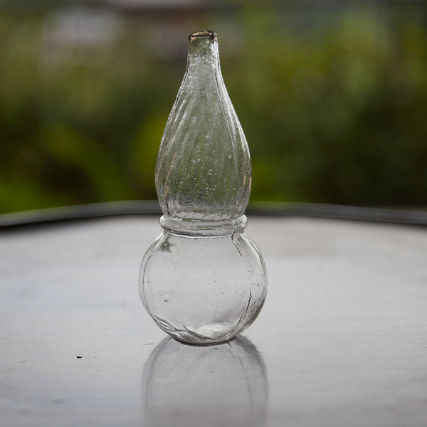 Small gourd-shaped glass bottle Meiji-Taisho Meiji era/1868-1912CE