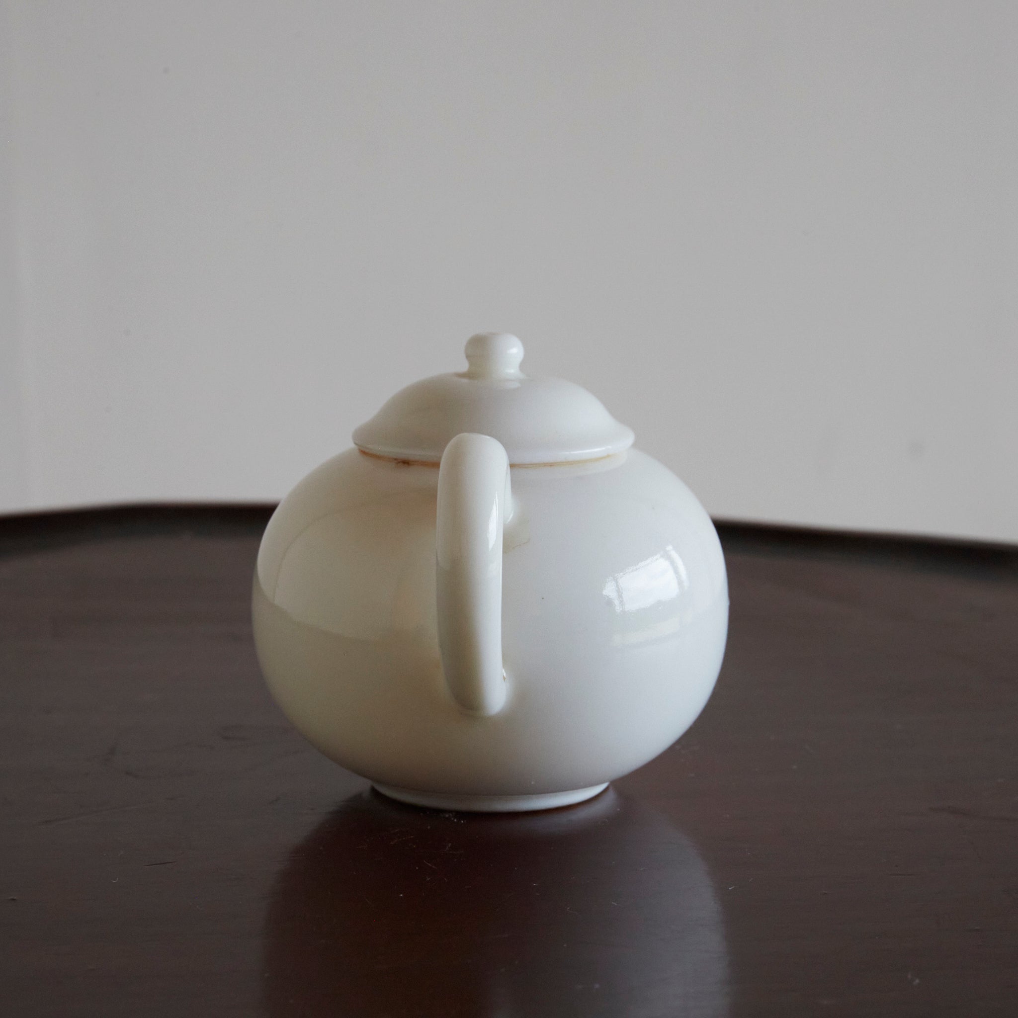 Qing Dynasty Dehua Kiln White Porcelain Teapot Grindama Qing Dynasty/1616-1911CE