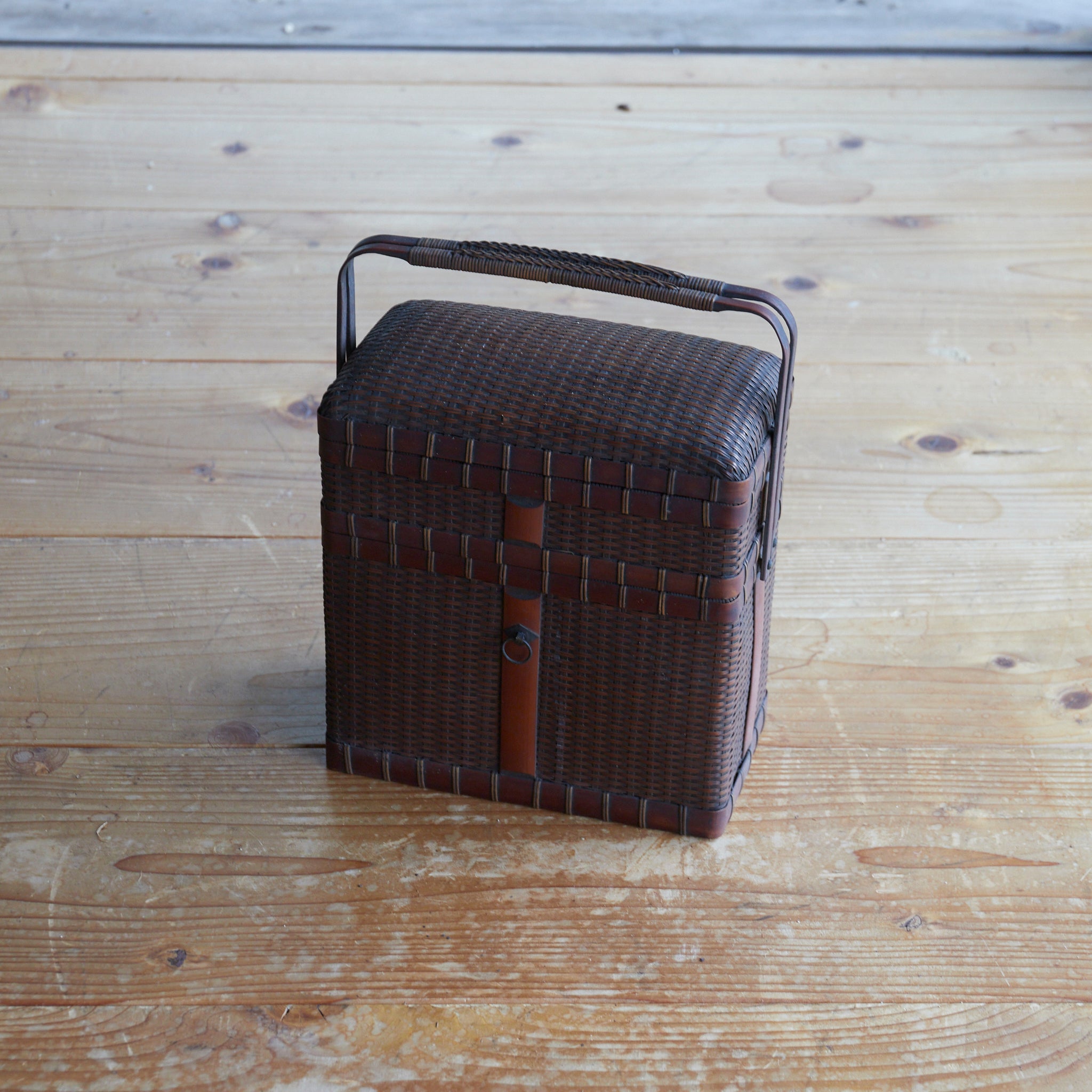 Well-made Tsutsumi Ai Tea Basket Meiji Taisho Meiji Era/1868-1912CE