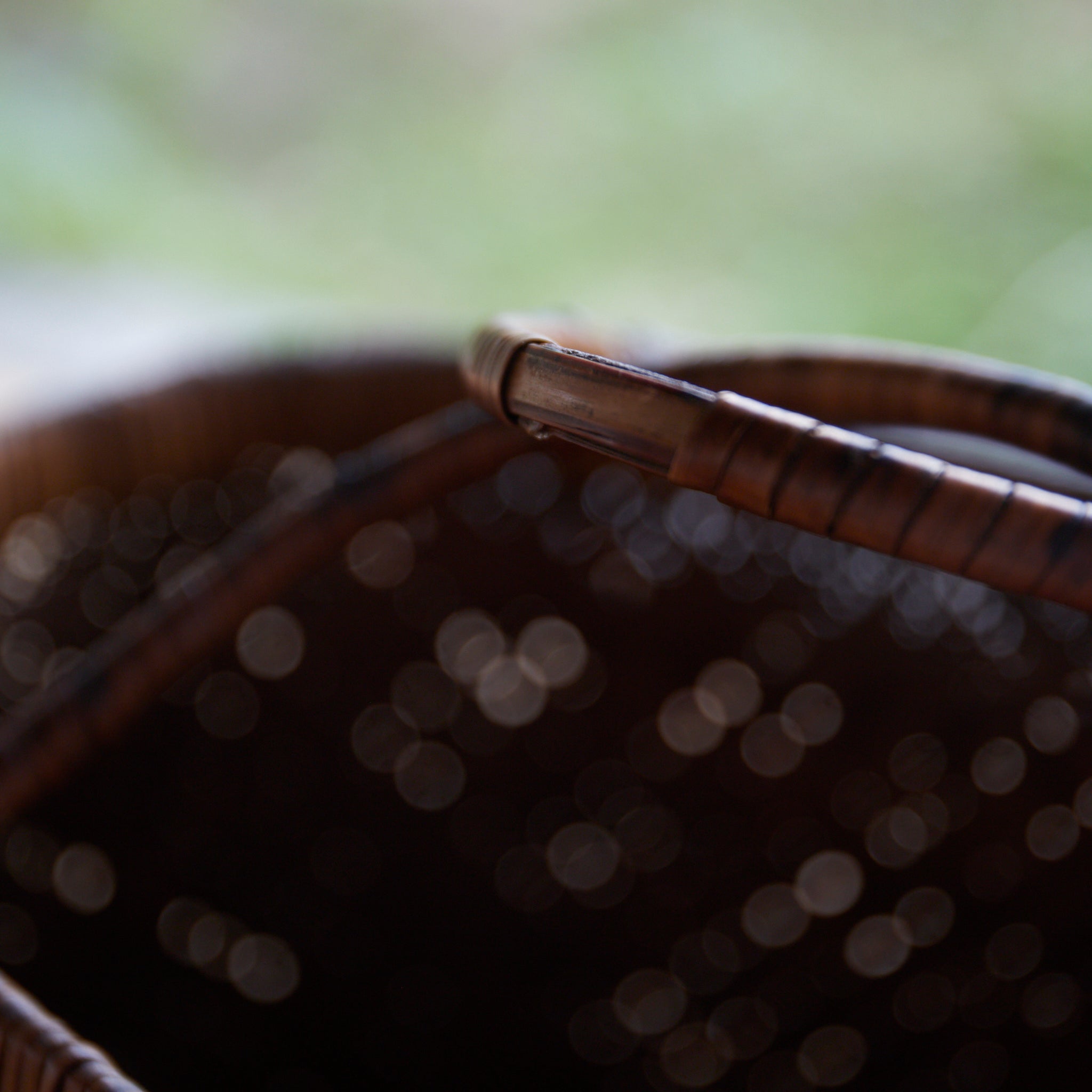 Old bamboo basket that grew well in amber color Open-air basket Taisho Taisho period/1912-1926CE