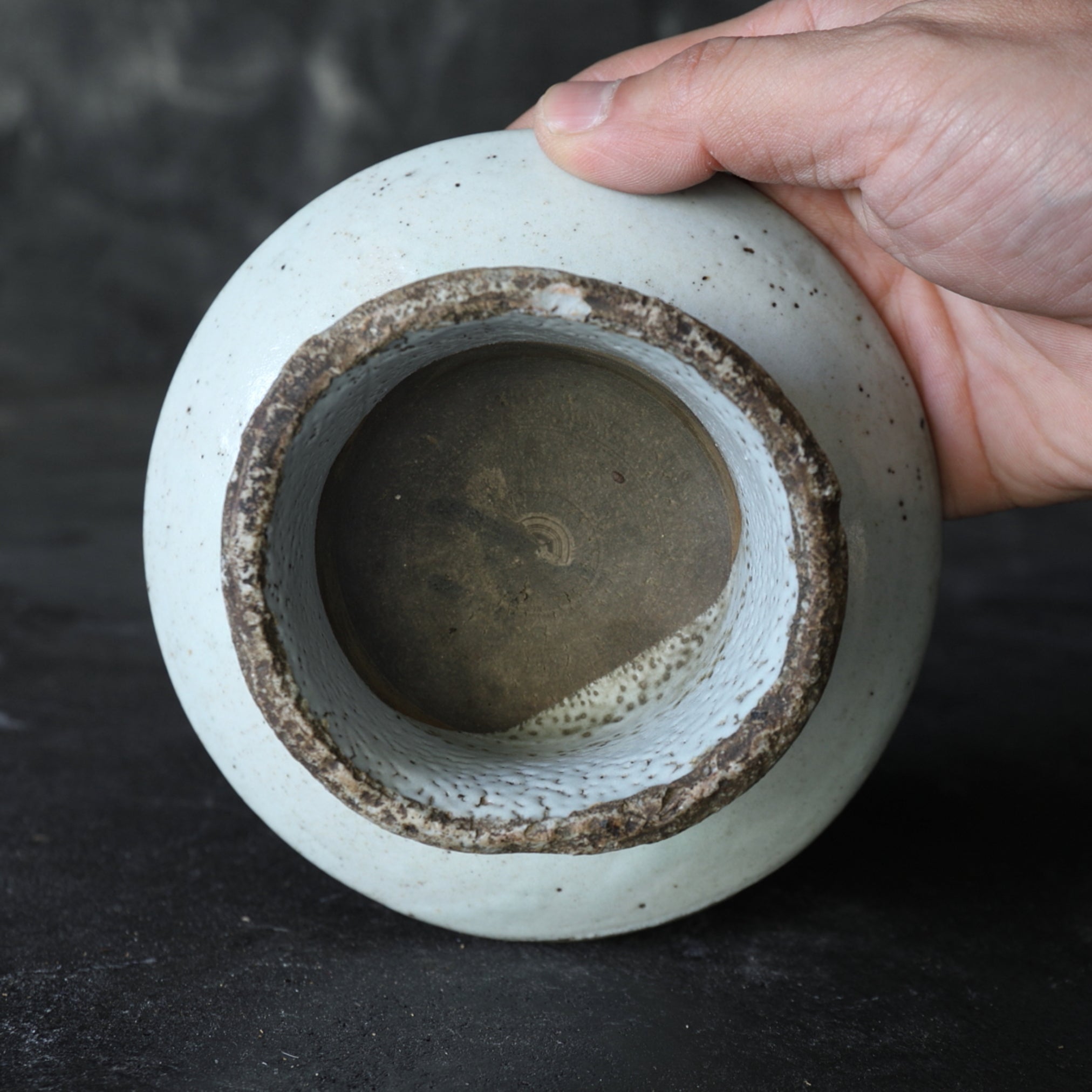 希少 黒入荷！ 李朝 白磁高坏台皿（1392–1897 CE） 工芸品