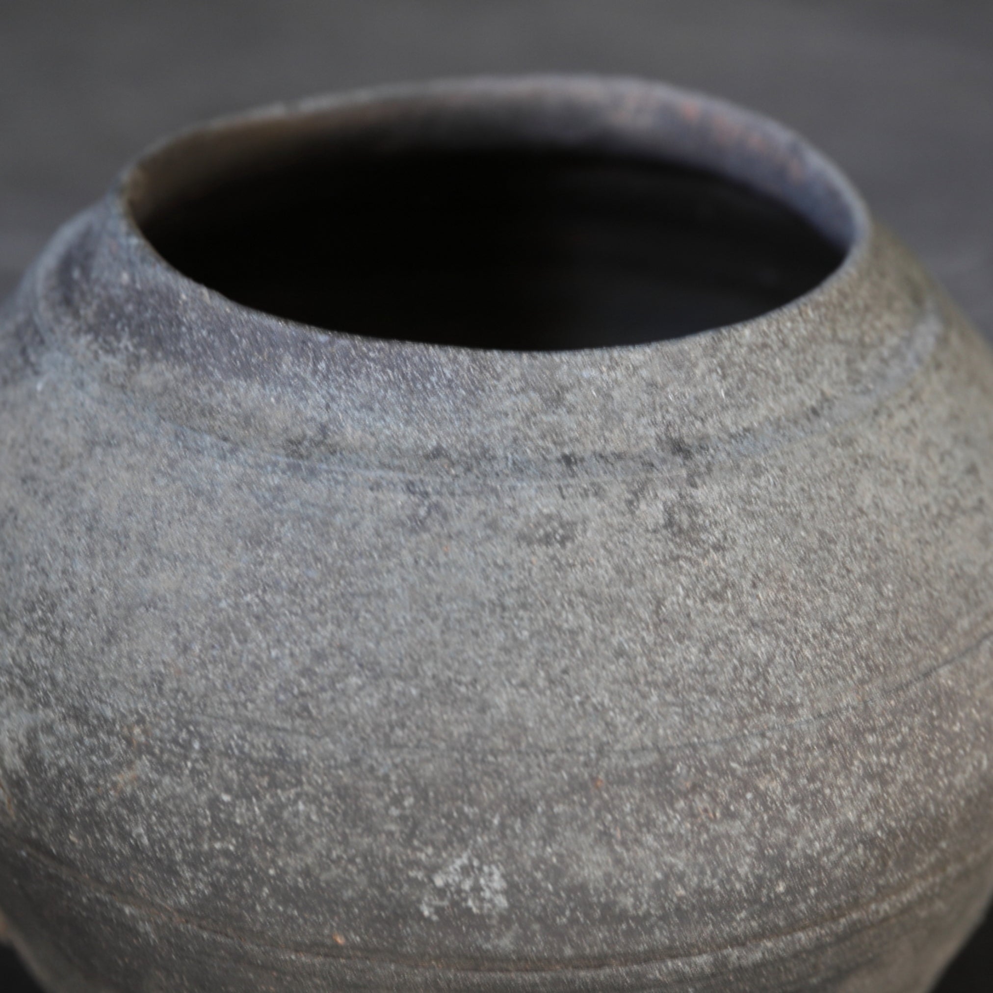古墳時代 須恵器 把手付壺（250–581 CE）