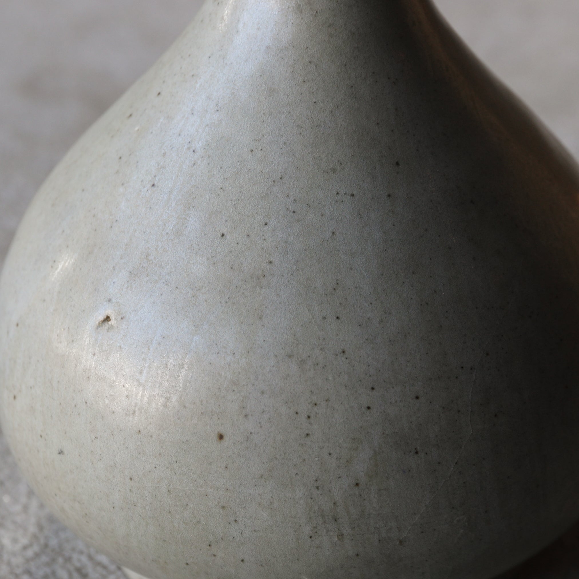 江戸時代 花輪LC文染付コンプラ瓶（1603–1867 CE） | 入蘆花（ロカニイル）