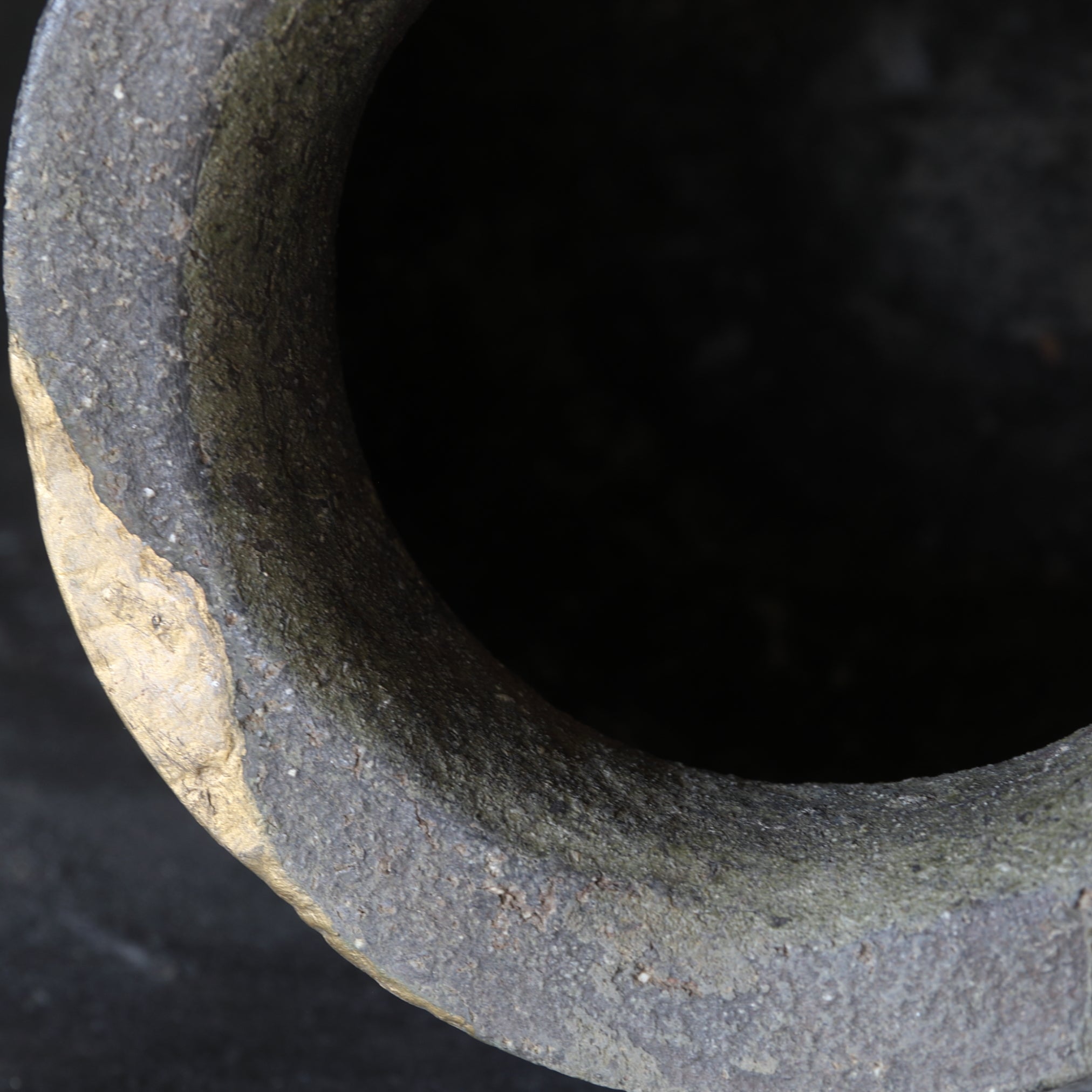 鎌倉–室町時代 古越前 壺 銘 石香（1185–1573CE） | 入蘆花（ロカニイル）