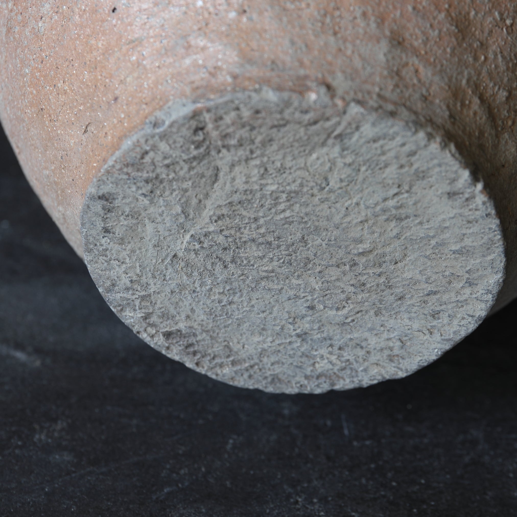 鎌倉–室町時代 古越前 壺 銘 石香（1185–1573CE） | 入蘆花（ロカニイル）