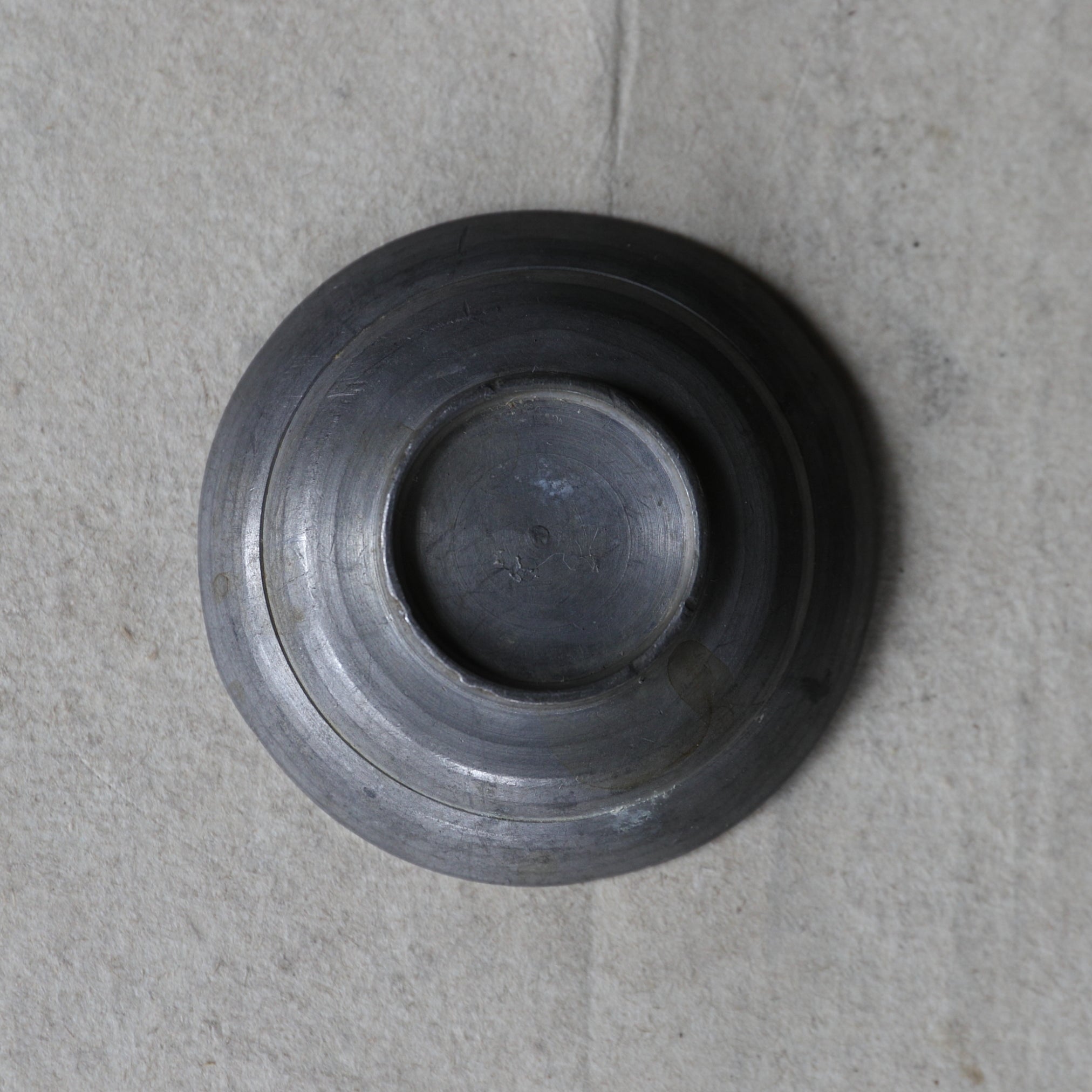 清代 古錫 小茶托 5客揃（1616–1911 CE） | 入蘆花（ロカニイル）