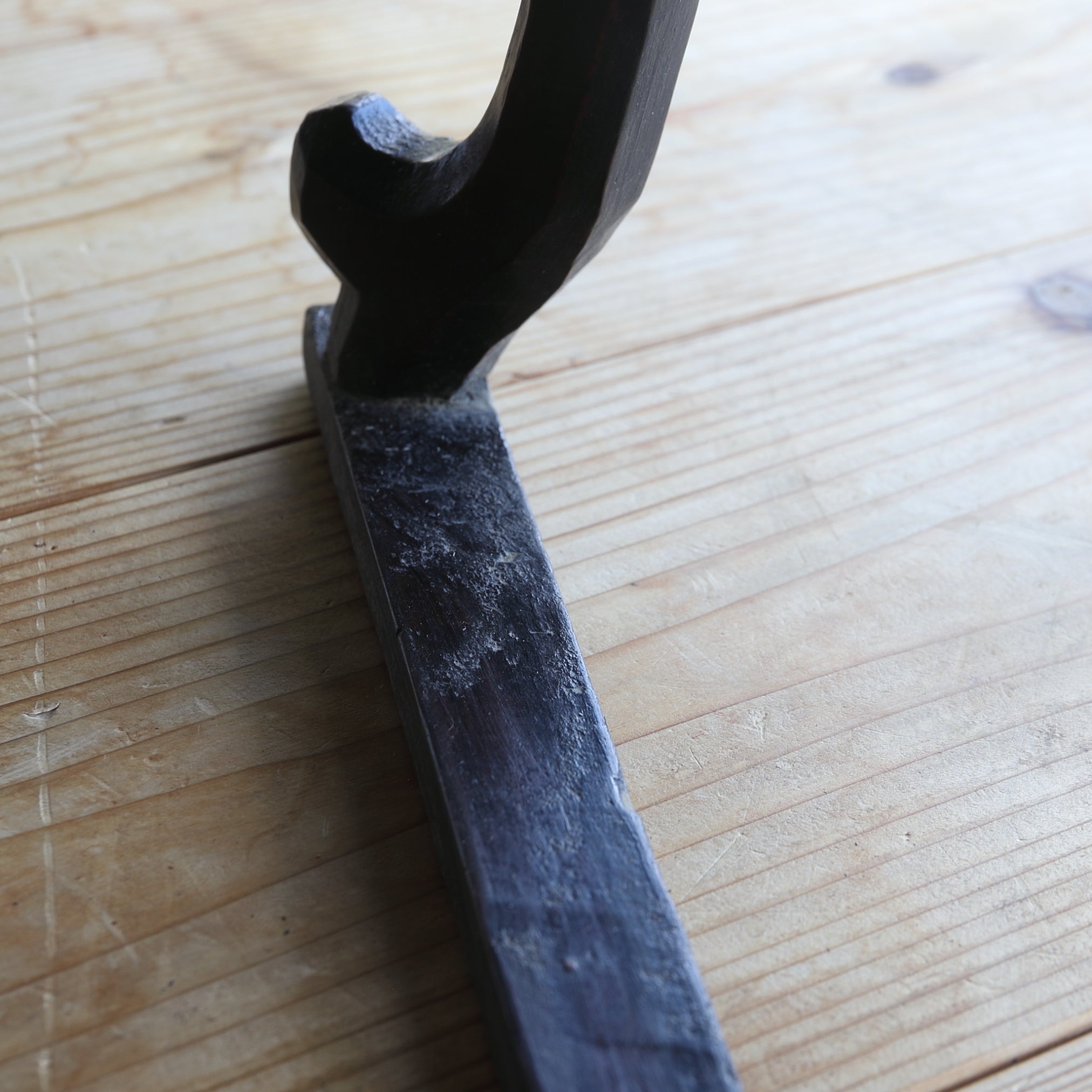 李朝 小盤（ソバン）（1392–1897 CE） | 入蘆花（ロカニイル）