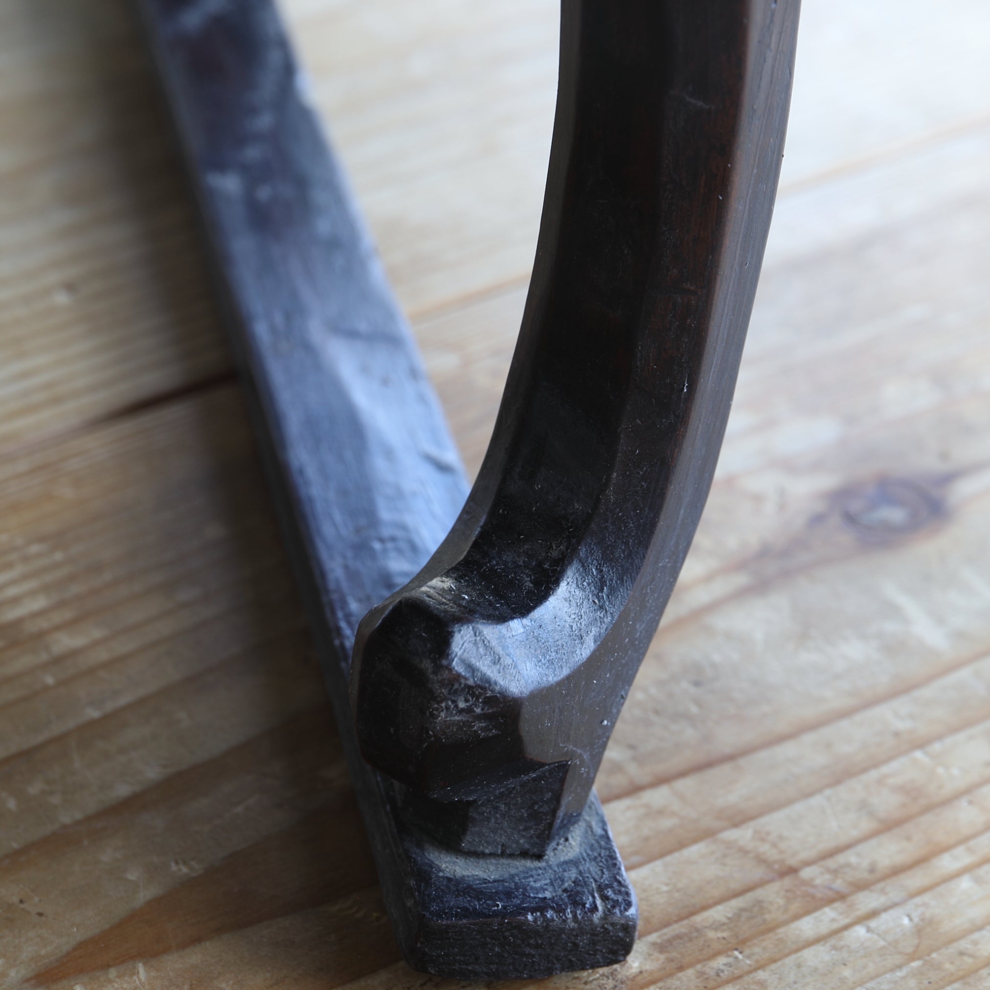 李朝 小盤（ソバン）（1392–1897 CE） | 入蘆花（ロカニイル）