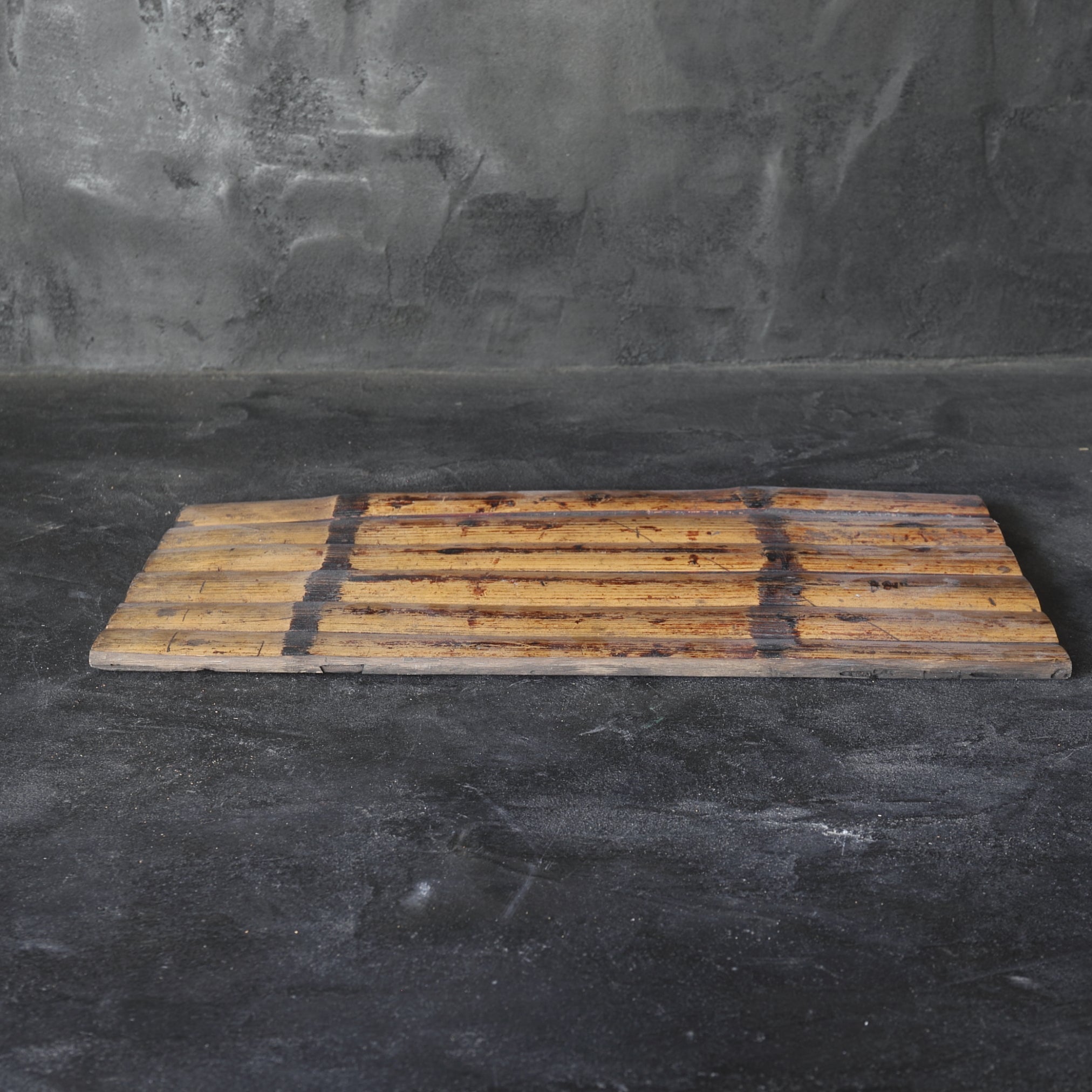 江戸時代 竹組敷板（1603–1867 CE） | 入蘆花（ロカニイル）