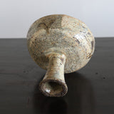 李朝初期，粉青沙器，铁绘草文马上杯（1392-1897年）