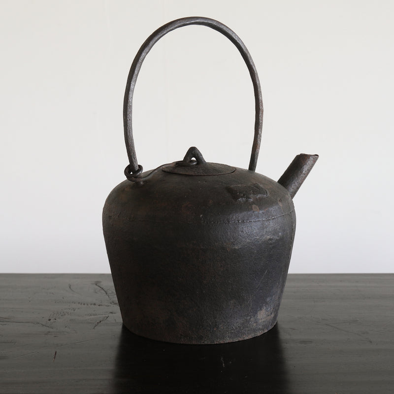 Old Iron Pot, Qing Dynasty (1616-1911 CE)