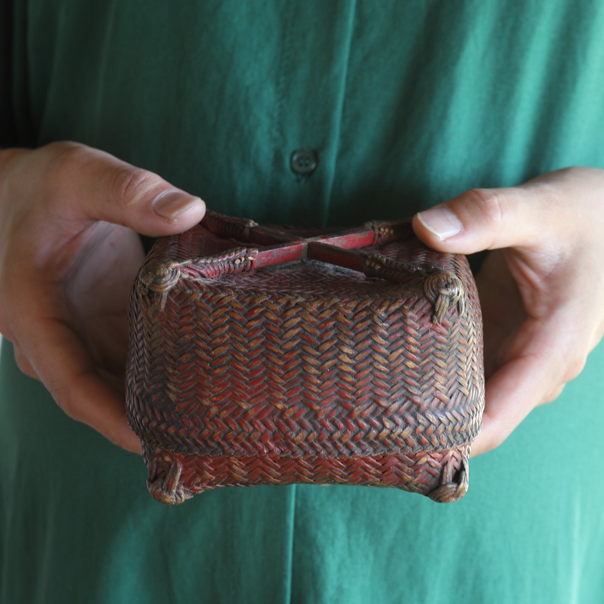 Ancient Bamboo-Woven Tea Box of Yao Ethnic Group, Teapot Box