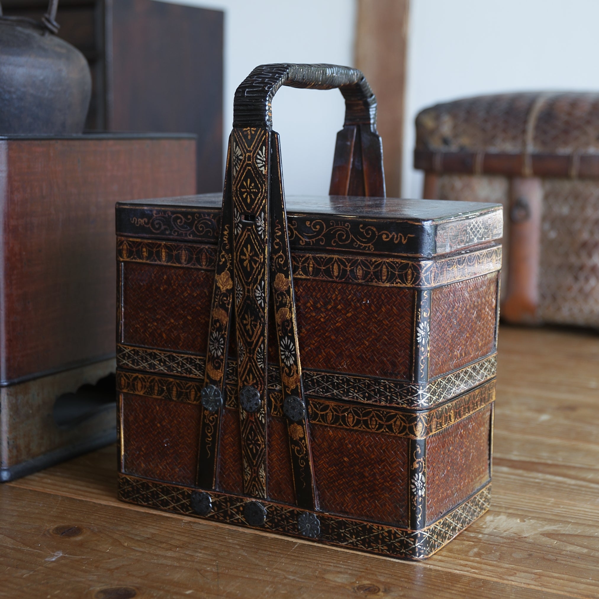 Chinese antique lacquer ware, basket, tea box, Qing Dynasty/1616-1911CE