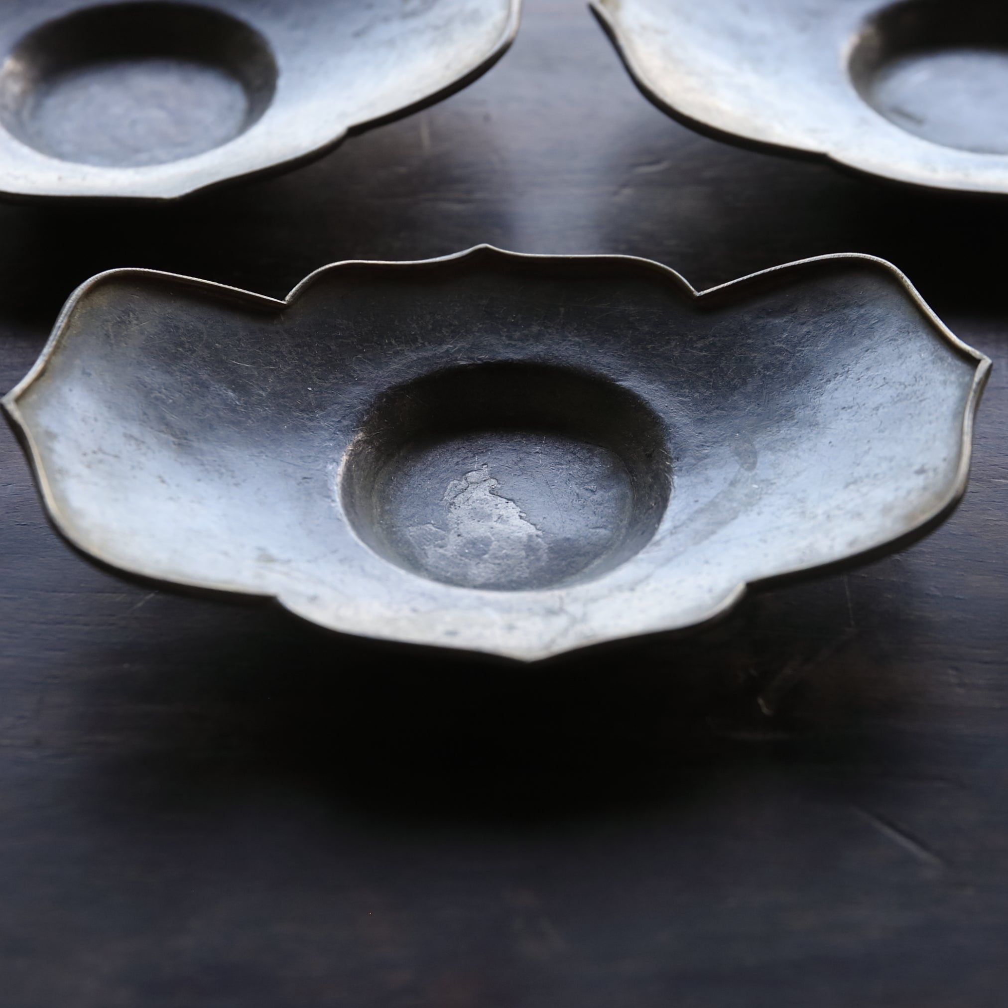 Antique Tin and Copper-edged Wheel Flower-shaped Tea coasters, Wu Ke, Qing Dynasty (1616-1911 CE)