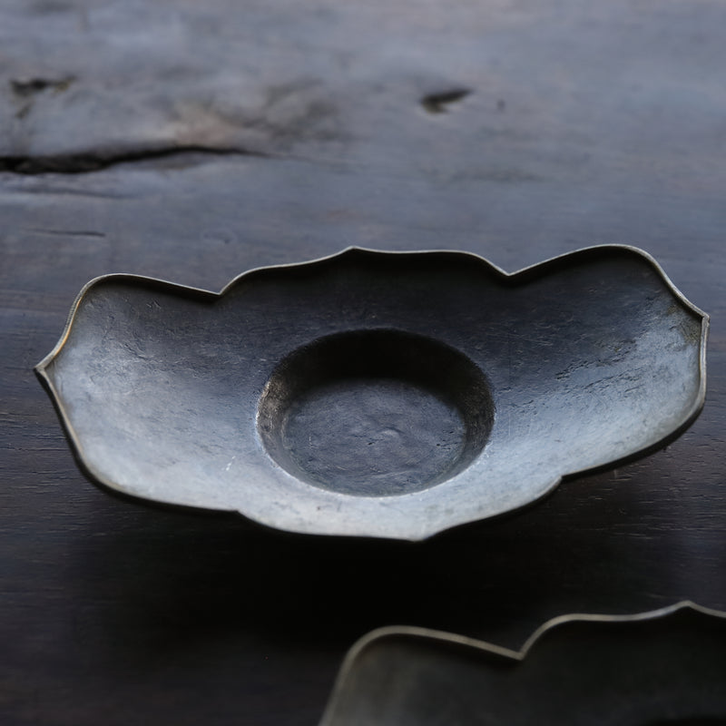 Antique Tin and Copper-edged Wheel Flower-shaped Tea coasters, Wu Ke, Qing Dynasty (1616-1911 CE)