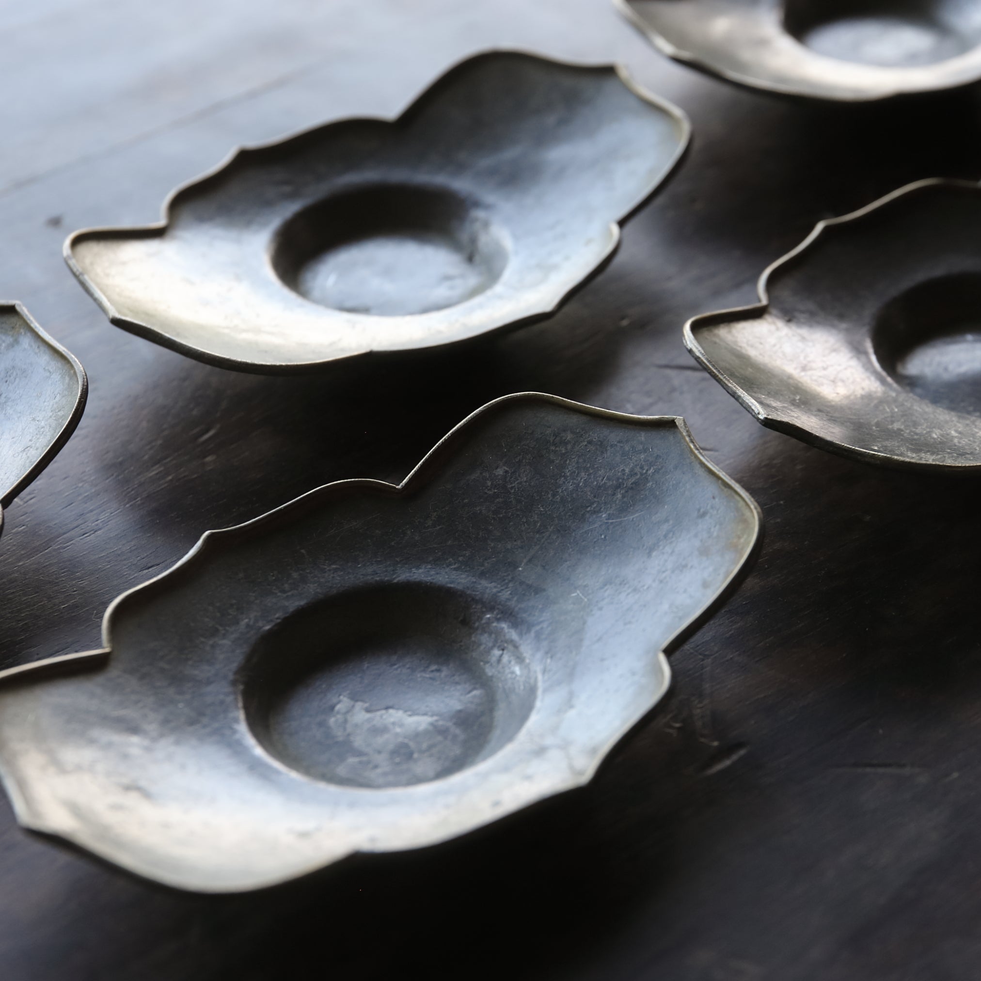 Antique Tin and Copper-edged Wheel Flower-shaped Tea coasters, Wu Ke, Qing Dynasty (1616-1911 CE)