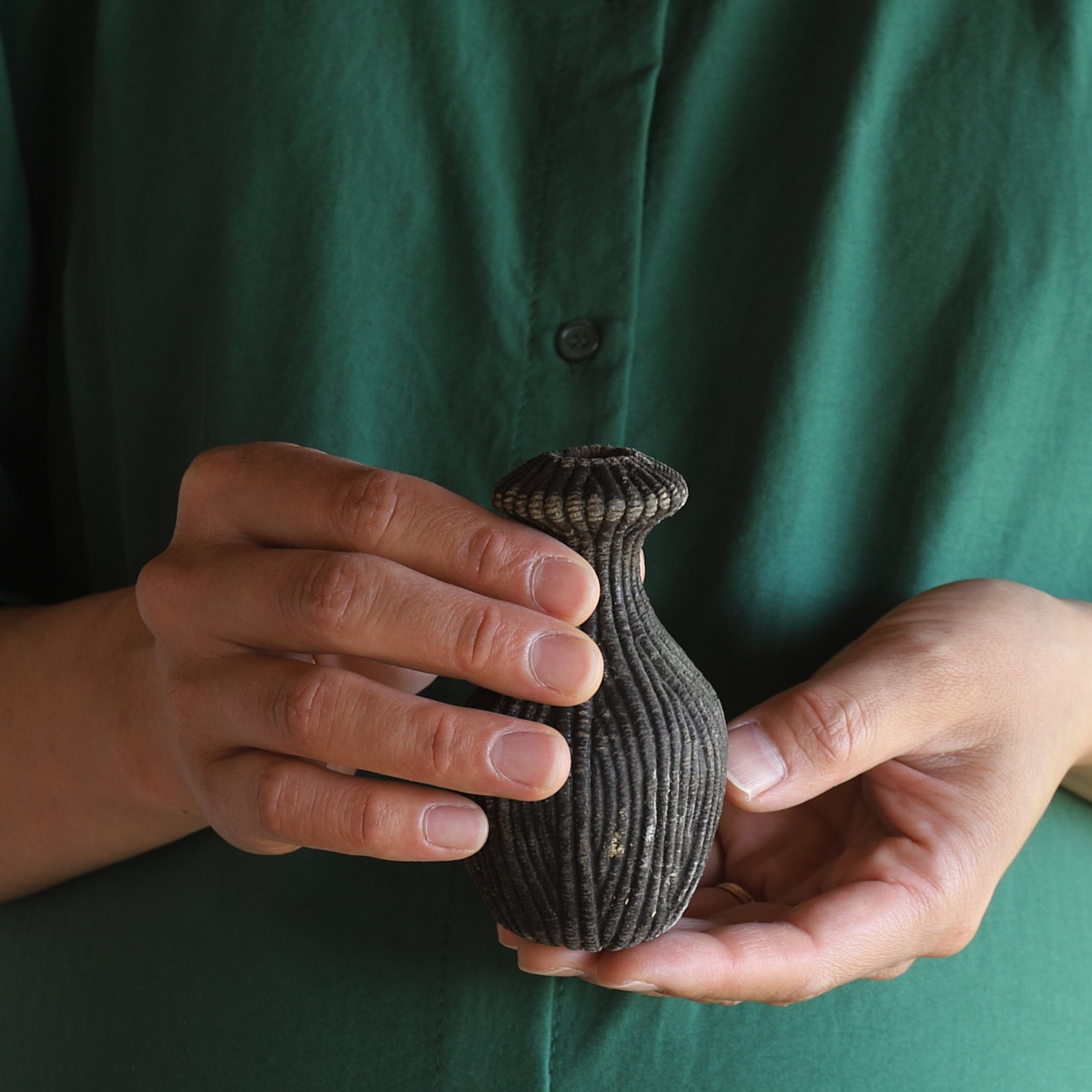 Joseon Dynasty Paper-Thread Gourd-shaped Small Pot (1392-1897 CE)