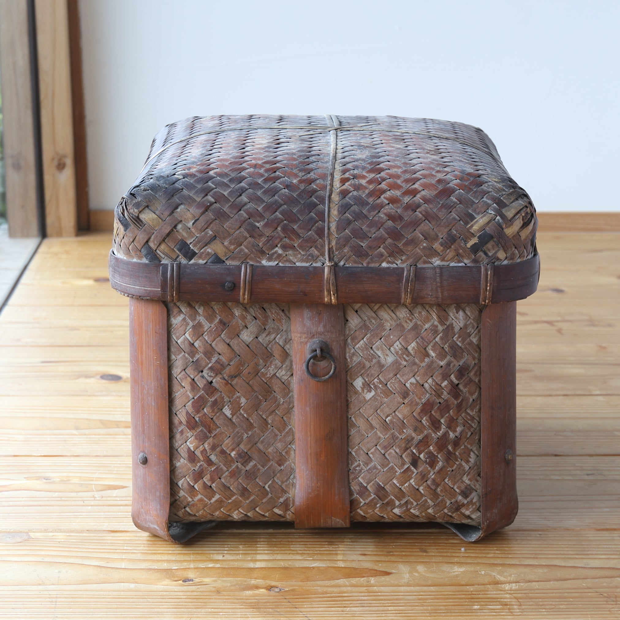 Large Bamboo Basket, Outdoor Tea Gathering Tea Box, Edo-Meiji Period (1603-1912 CE)