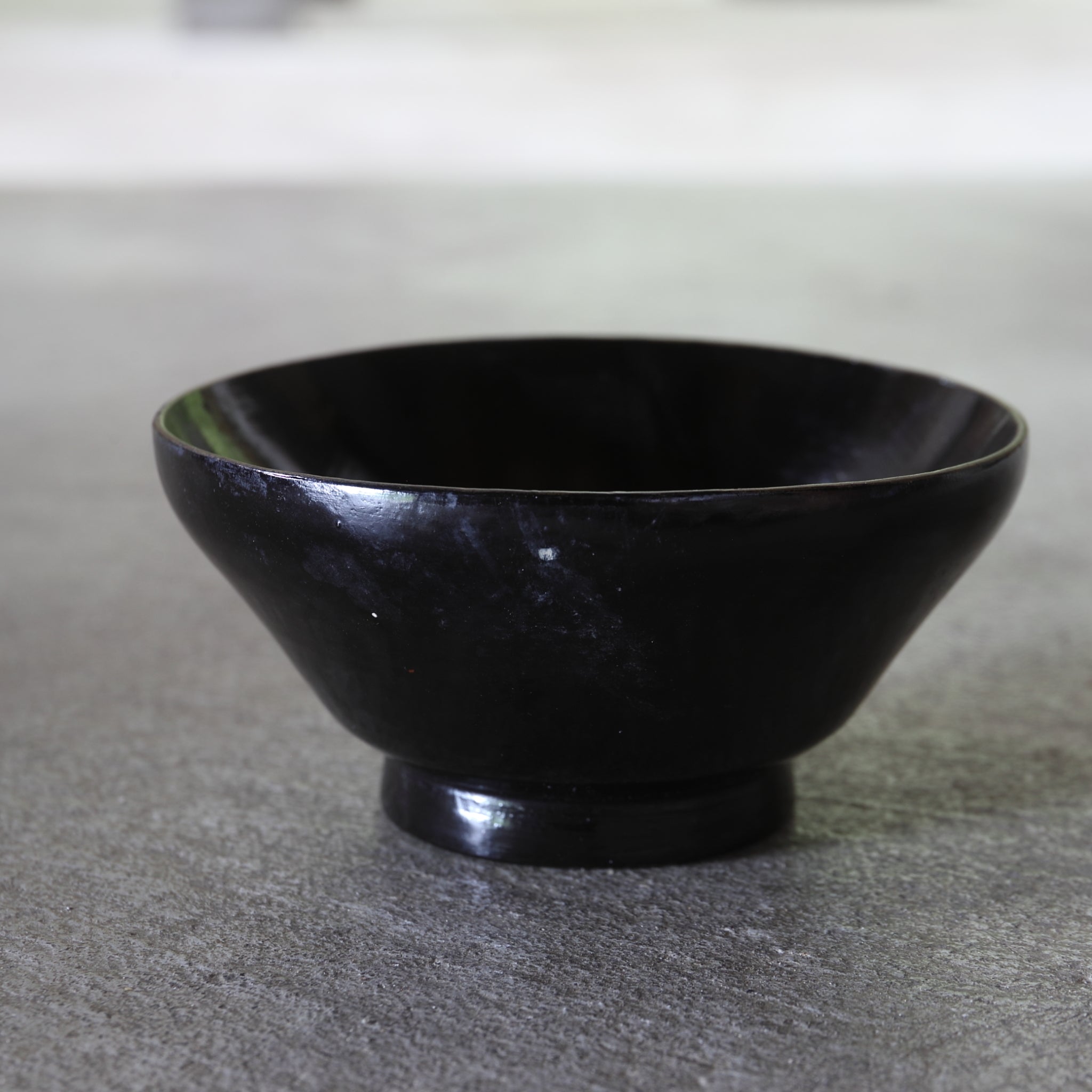 Old Aizu lacquer bowl with skull design, Edo period/1603-1867CE