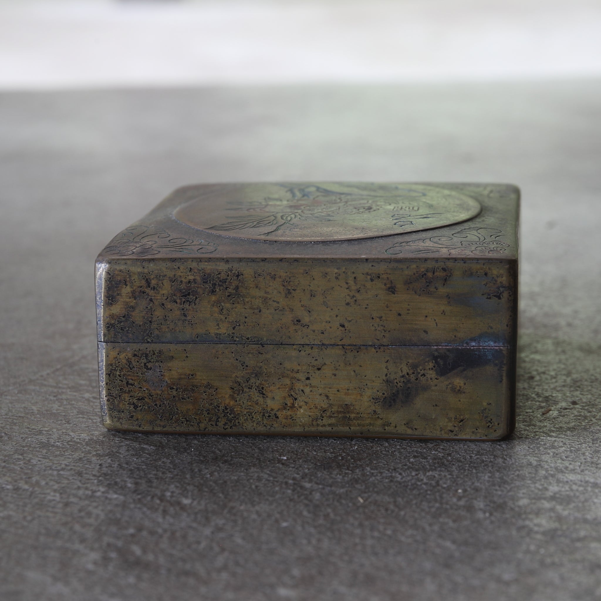 Baohuigan Peony Charcoal Box Qing Dynasty/1616-1911CE