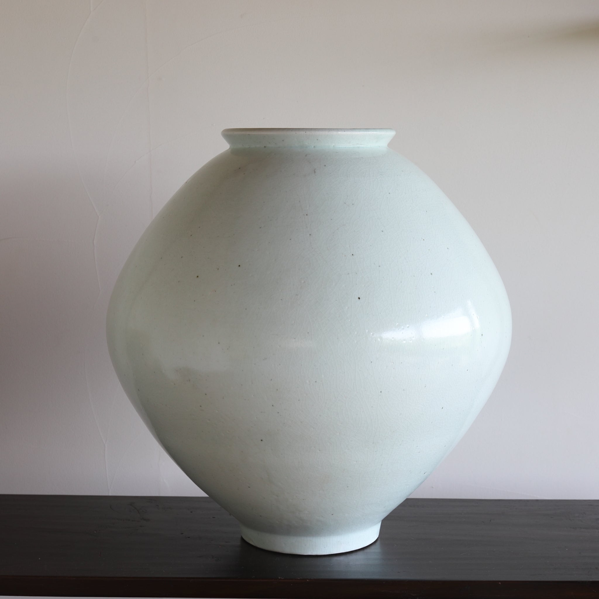 Joseon Dynasty White Porcelain Full Moon Jar, Talhanari, Joseon Dynasty (1392-1897CE)