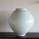 李朝白瓷满月壶，塔尔汉阿里，李氏朝鲜时代（1392-1897年）