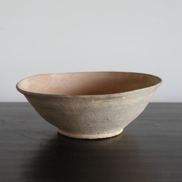 古常滑山茶碗，鎌倉時代（1185-1333年）