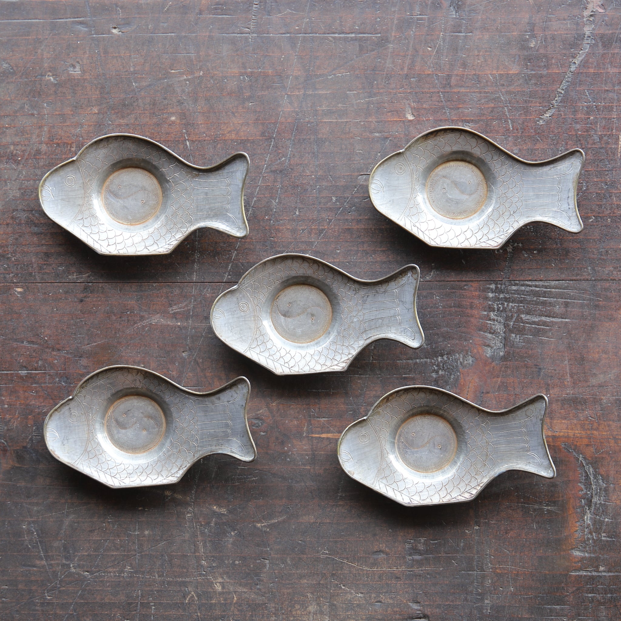 Qing Dynasty Antique Tin Yin Yang Fish-shaped Tea Tray with Inscription, Qing Dynasty (1616-1911CE)