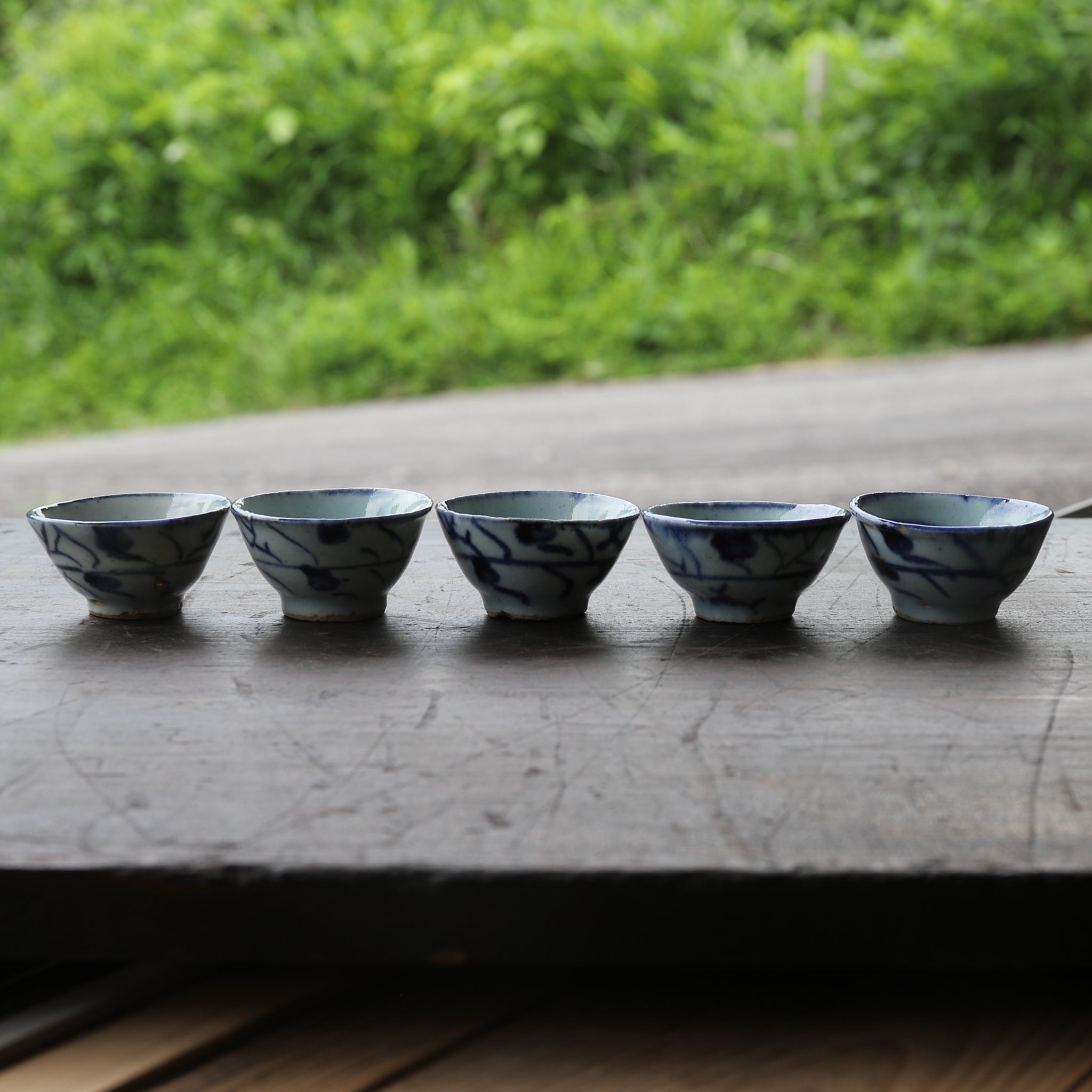 Qing Dynasty Set of 5 Blue and White Grass Pattern Tea Bowls, Qing Dynasty (1616-1911CE)