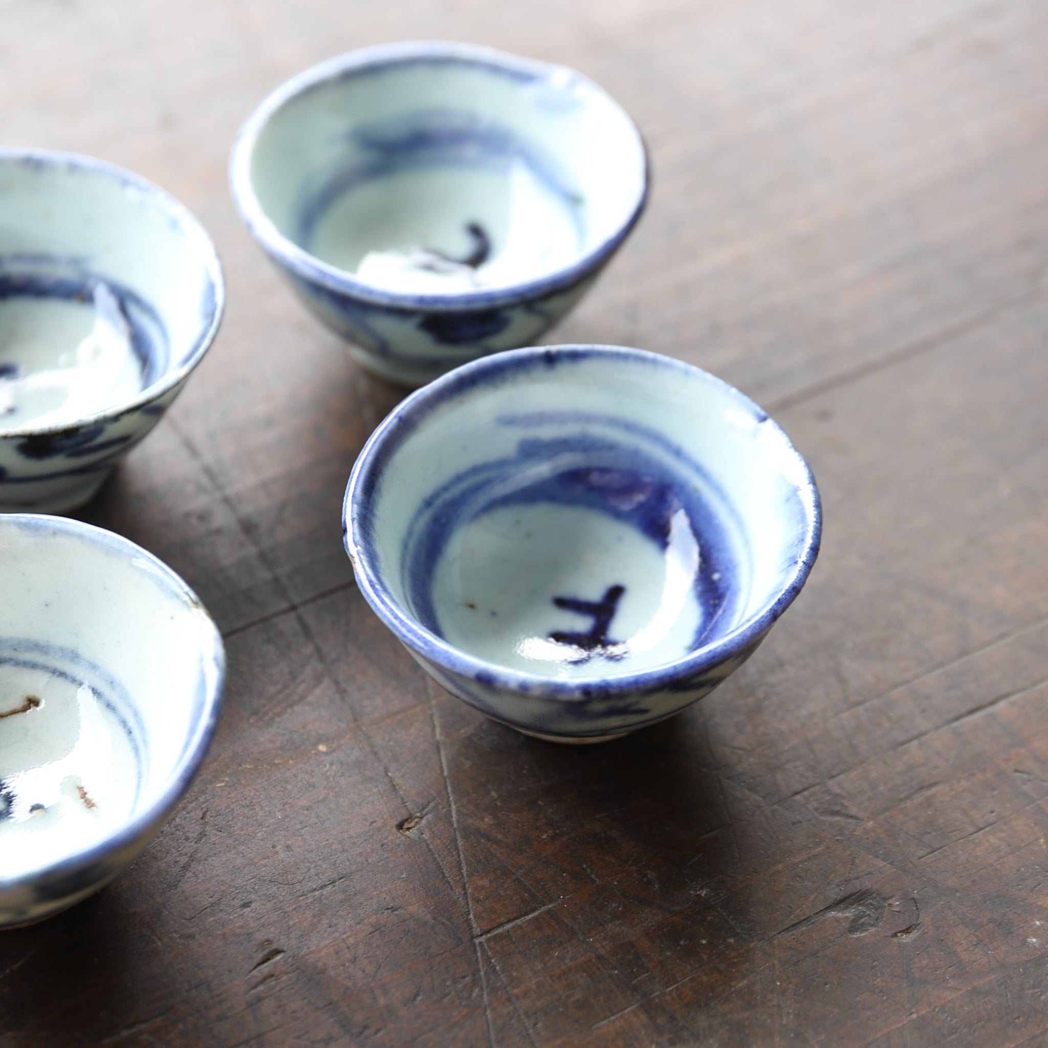 Qing Dynasty Set of 5 Blue and White Grass Pattern Tea Bowls, Qing Dynasty (1616-1911CE)