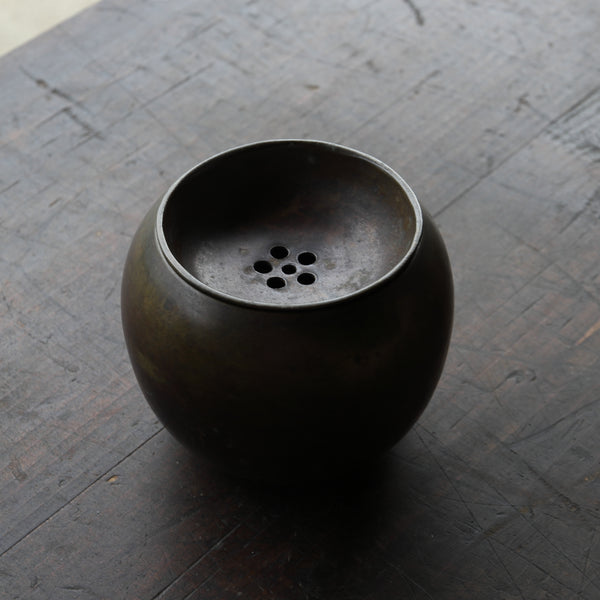 古銅零し 建水 茶船 急須盆 16-19世紀