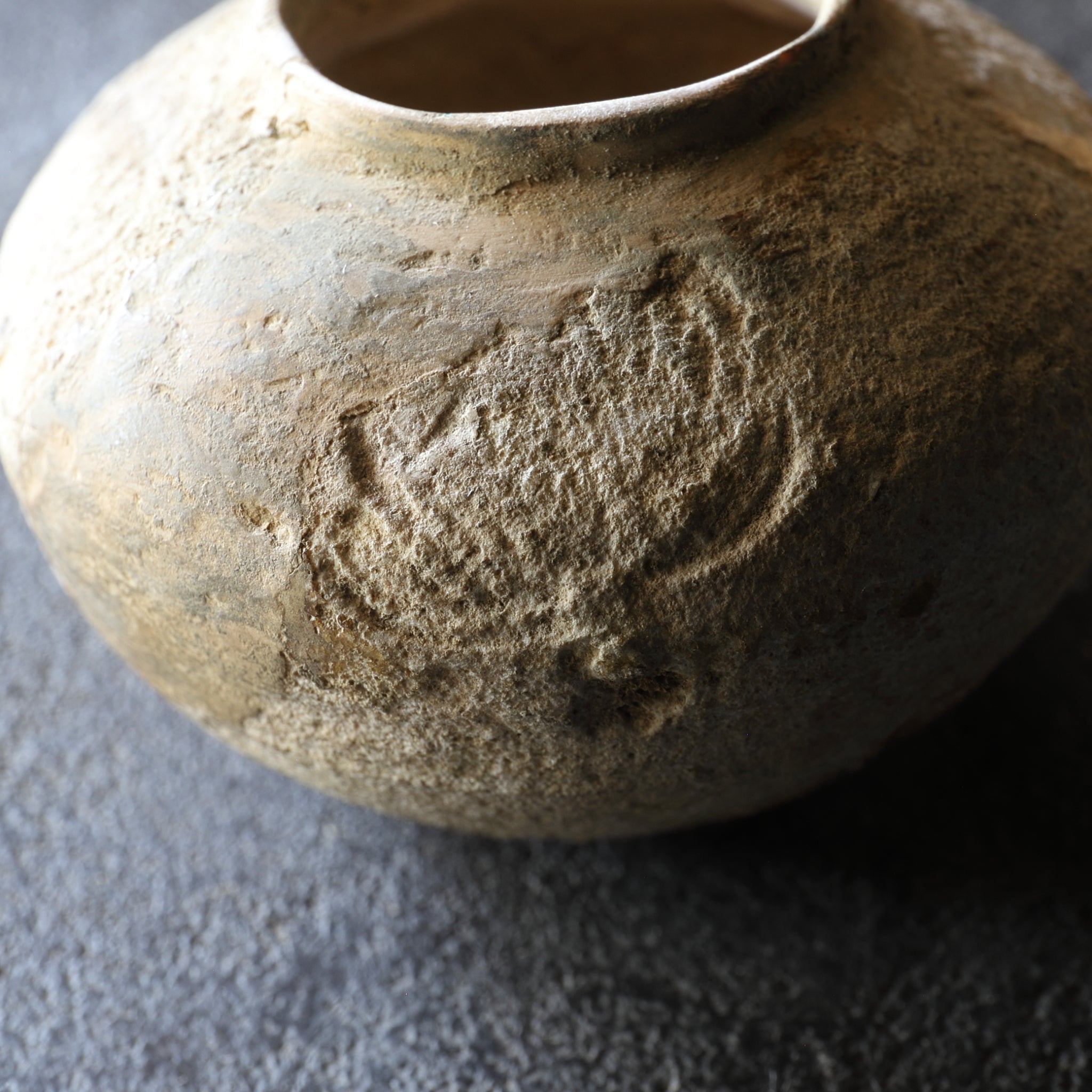 Antique Seto Ware Stamped Lotus Pattern Tea Caddy, Kamakura Period (1185-1333CE)