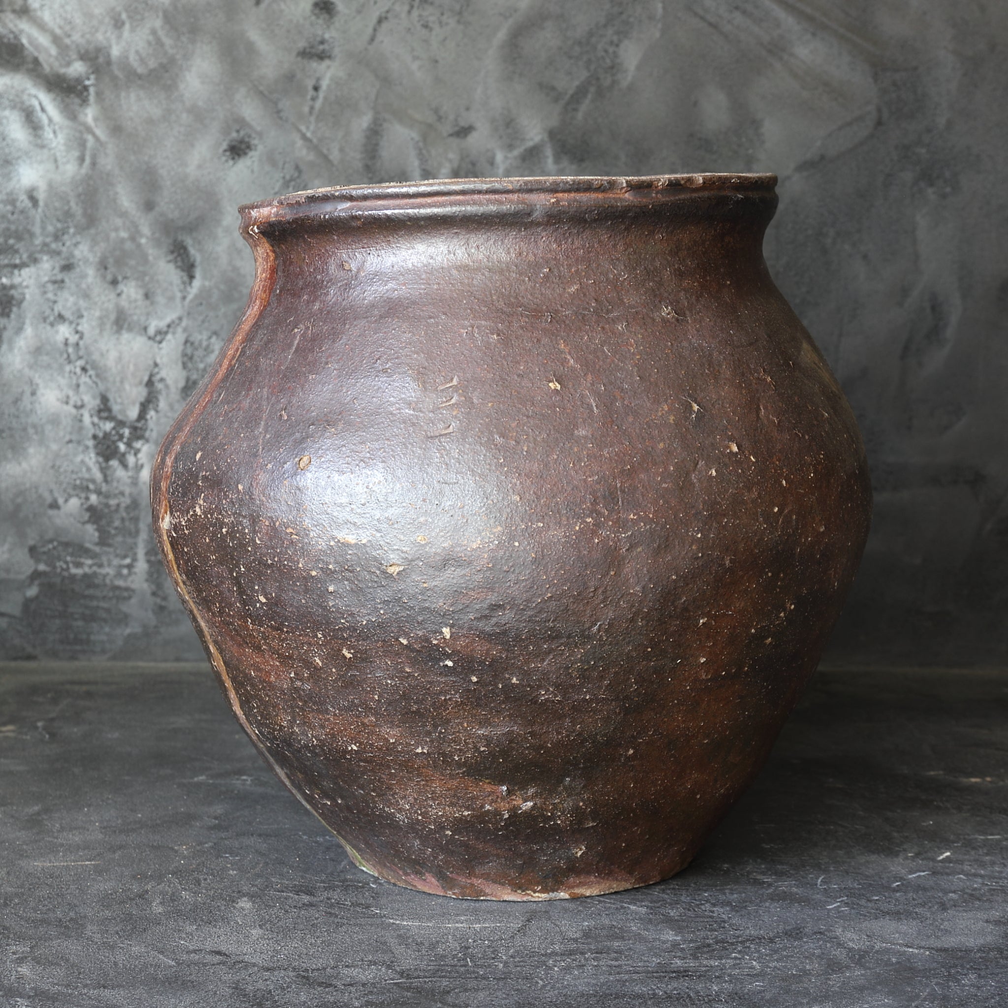 Antique Echizen Pottery Jar, Azuchi-Momoyama to Edo Period (1573-1867CE)