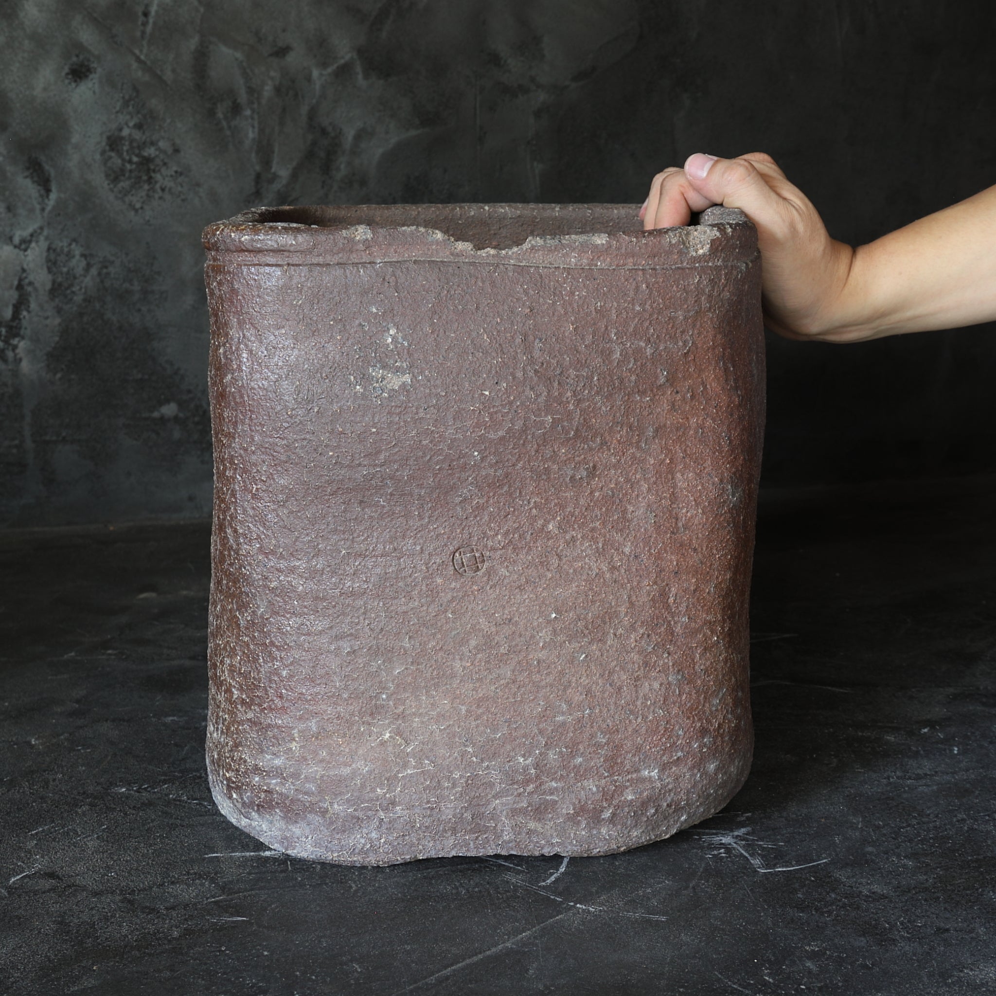 Antique Bizen Square Hibachi with Vase Hanger, Azuchi-Momoyama to Edo Period (1573-1867CE)