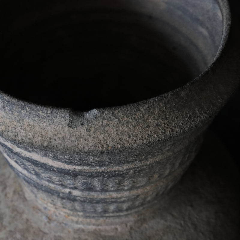 新羅土器 台付壺 新羅時代/668-900CE