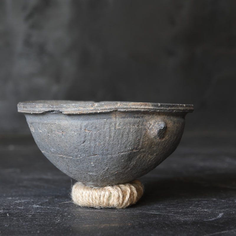 Sue Ware Double-eared Bowl with Ring Base, Nara Period (710-794CE)