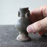 古瀬戸鉄釉仏花瓶 鎌倉時代/1185-1333CE