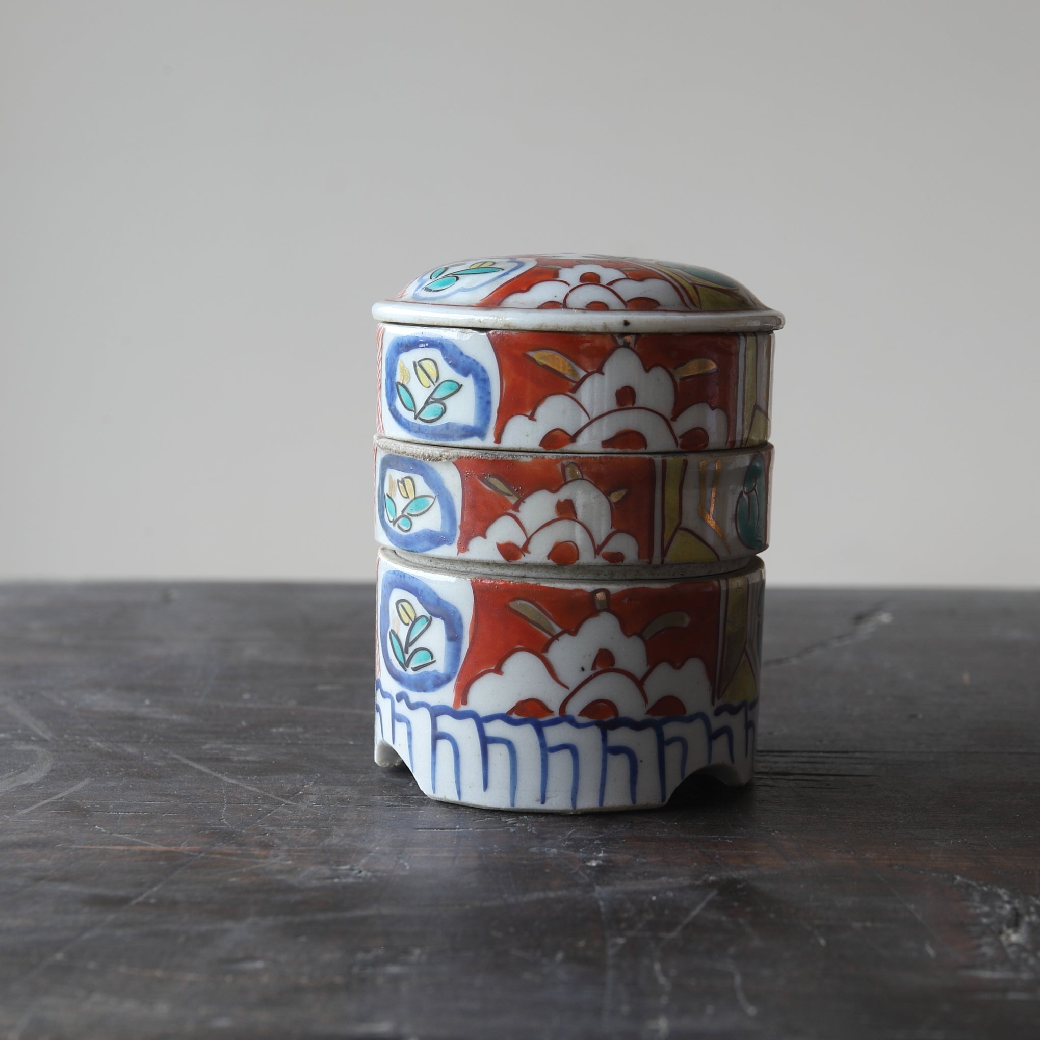 Antique Imari Porcelain Multi-tiered Sweetmeat Stand with Polychrome Design, Edo Period (1603-1867 CE)